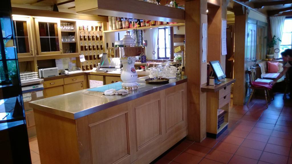 Landhotel Vierjahreszeiten Бад-Кёнигсхофен-им-Грабфельд Экстерьер фото
